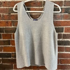 Patagonia sweater top